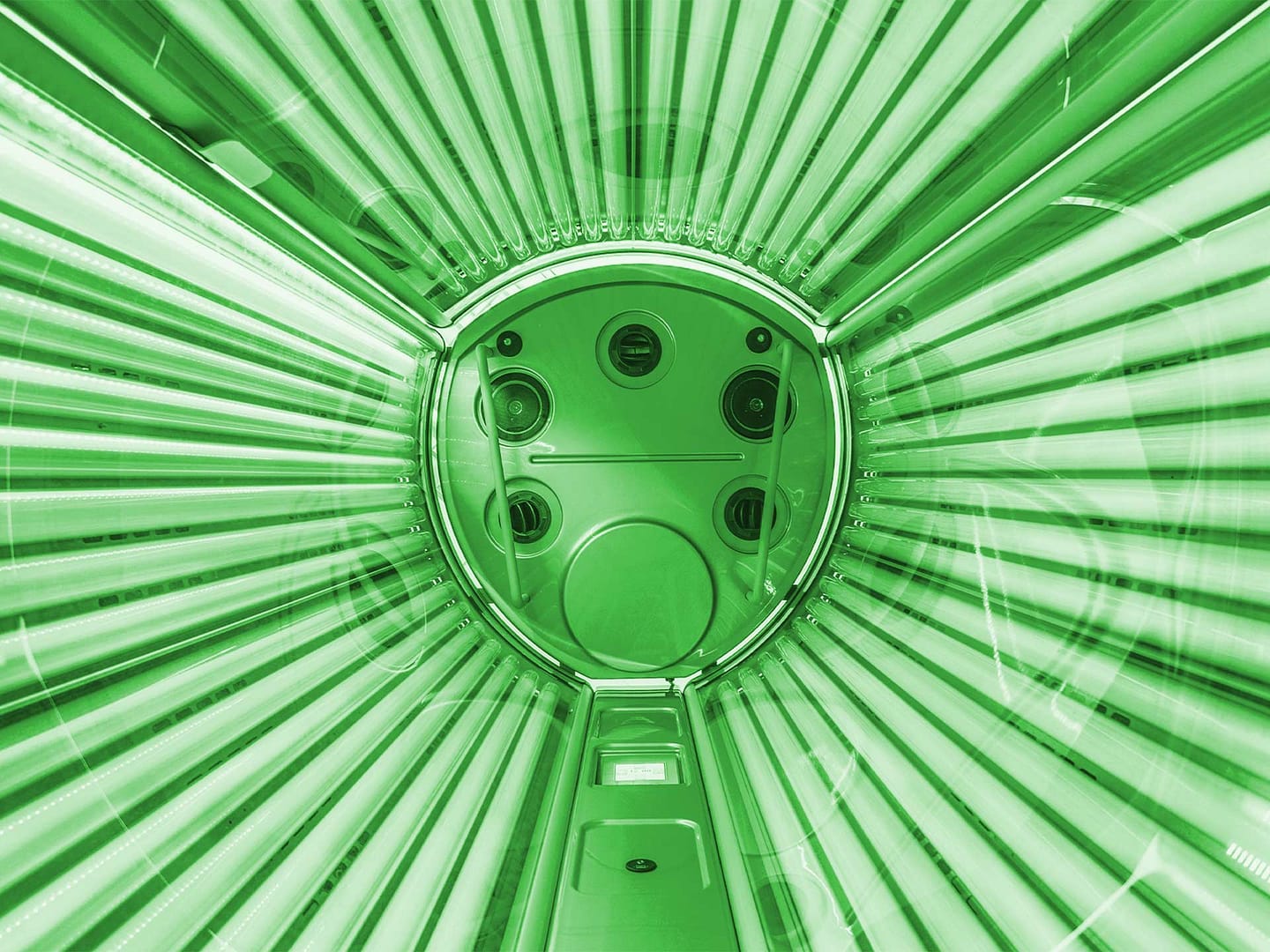 2022-DrMuller-page-header-1920x1440_page_research_brightskinlight