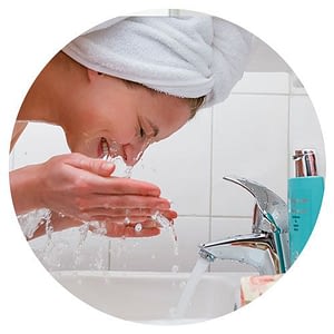 My Dr. Muller model splashing water